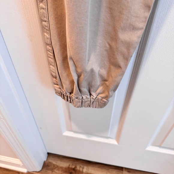 Woman's Khaki Joggers Style Pants, Size 14R, Boden - Picture 6 of 11